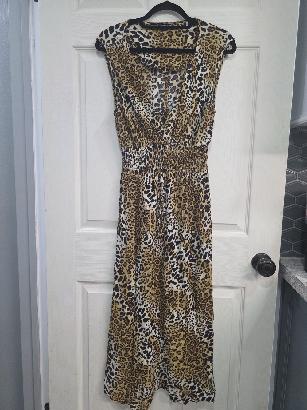 Womens Mlle Gabrielle Leopard-Print Sleeveless Maxi Dress